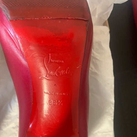 Christian Louboutin FiFi 100m patent heels. Size 36.5 - Picture 6 of 11